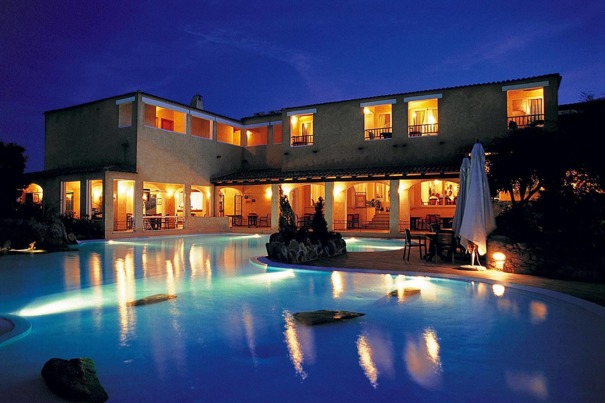 Colonna Hotel Du Golf Portisco Exterior foto